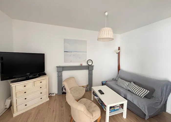 Apartmán Maison 2 Chambres, Acces Direct Plage, Centre-ville Des Sables-d'olonne - Fr-1-197-356