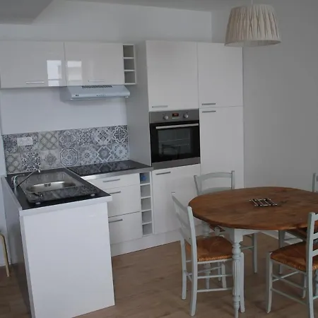 Maison 2 Chambres, Acces Direct Plage, Centre-ville Des Sables-d'olonne - Fr-1-197-356 * Les Sables-dʼOlonne