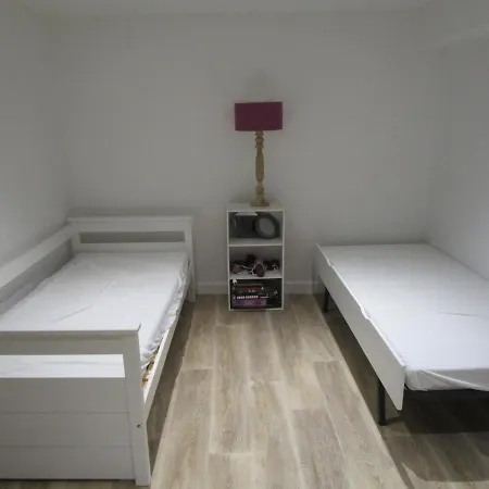 Maison 2 Chambres, Acces Direct Plage, Centre-ville Des Sables-d'olonne - Fr-1-197-356 *